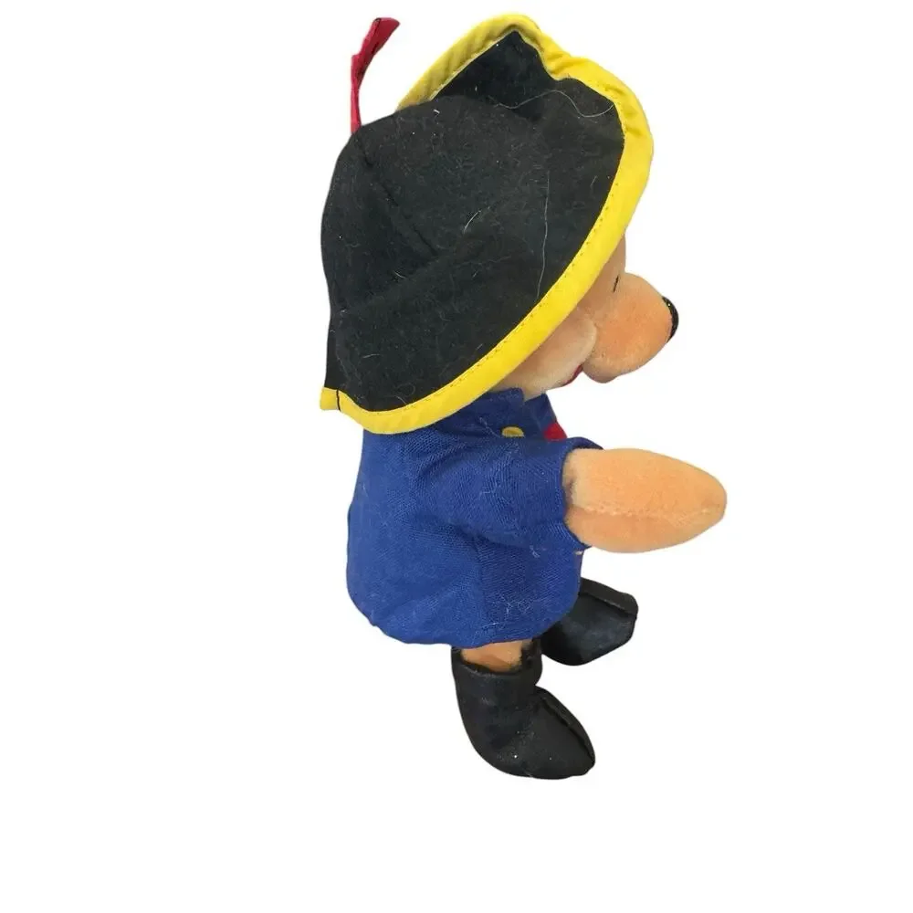 Disneyland Resort Winnie The Pooh Pirate Pooh Bean Bag Stuffed Plush 8” Toy